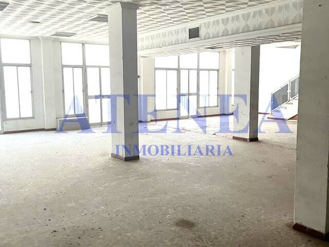 #956 - Edificio comercial para Venta en Utrera - Andalucía - 1