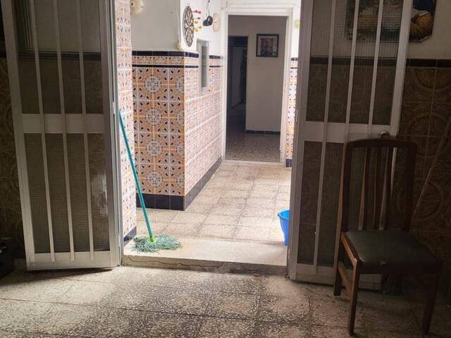 #1033 - Casa para Venta en Utrera - Andalucía - 2