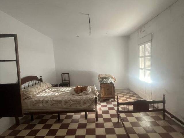 #1049 - Casa para Venta en Utrera - Andalucía - 3
